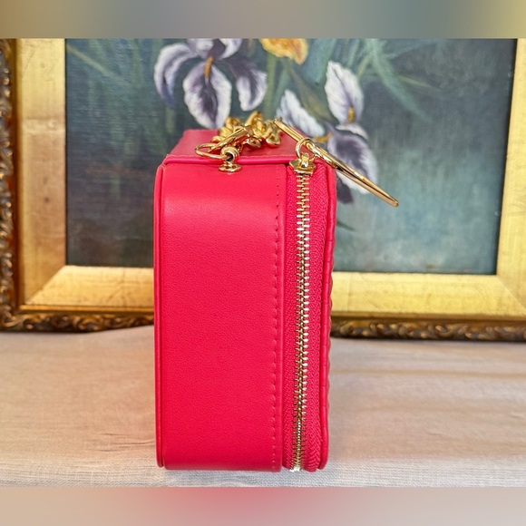 Valentino Garavani Pink Zipped Rectangular Hard-Case - Picture 5 of 8